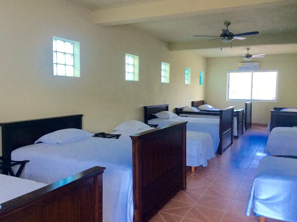 إيسلا موخيريس Casa Paloma Blanca Hostel